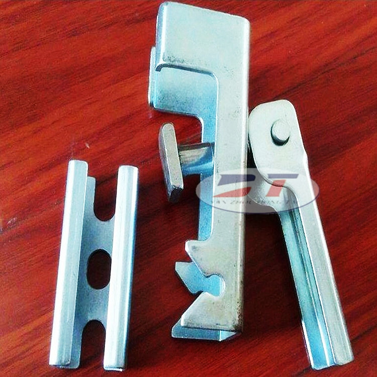 裙邊擋板夾持器廠家.jpg